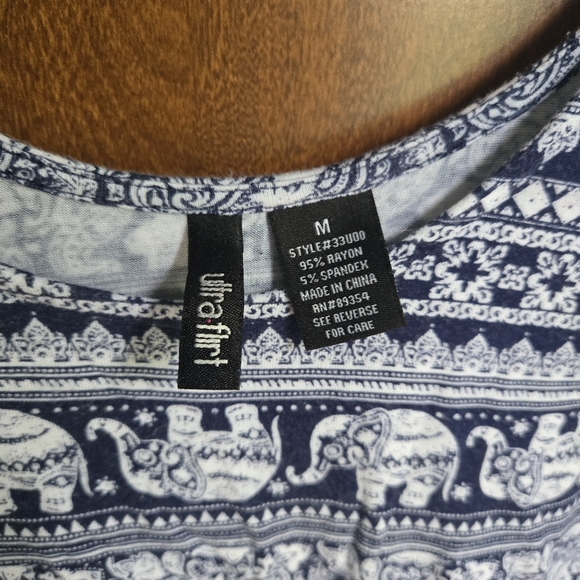 Navy and White Patterned Women's Top - Picture 3 of 3